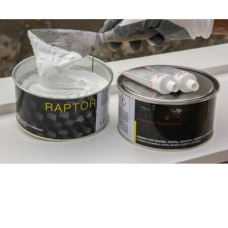 Application Du Mastic Raptor Avec Spatule Haltra